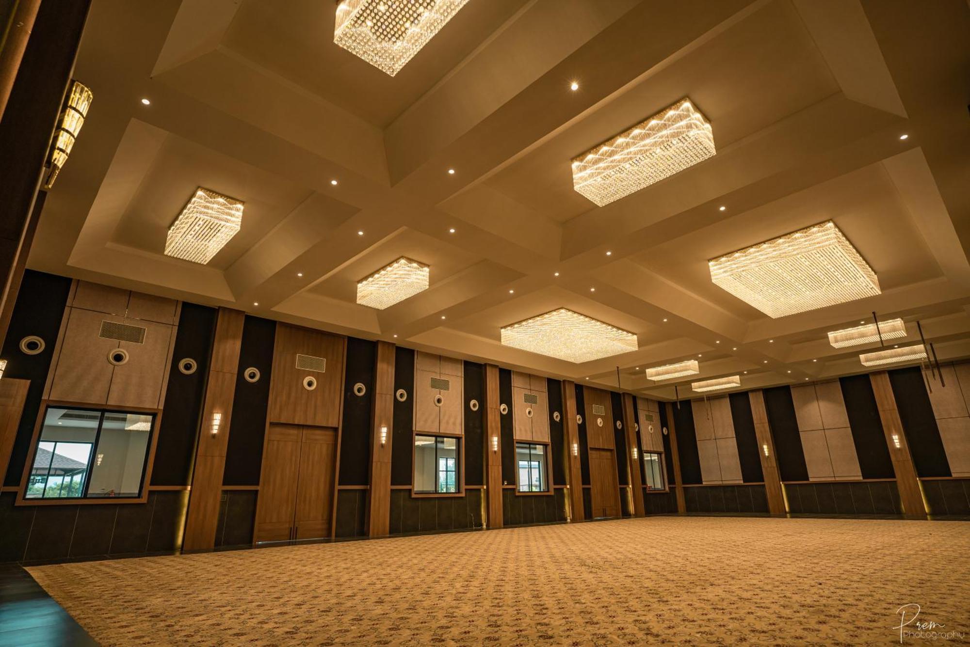 Rāipur Hotel Omaya Garden מראה חיצוני תמונה