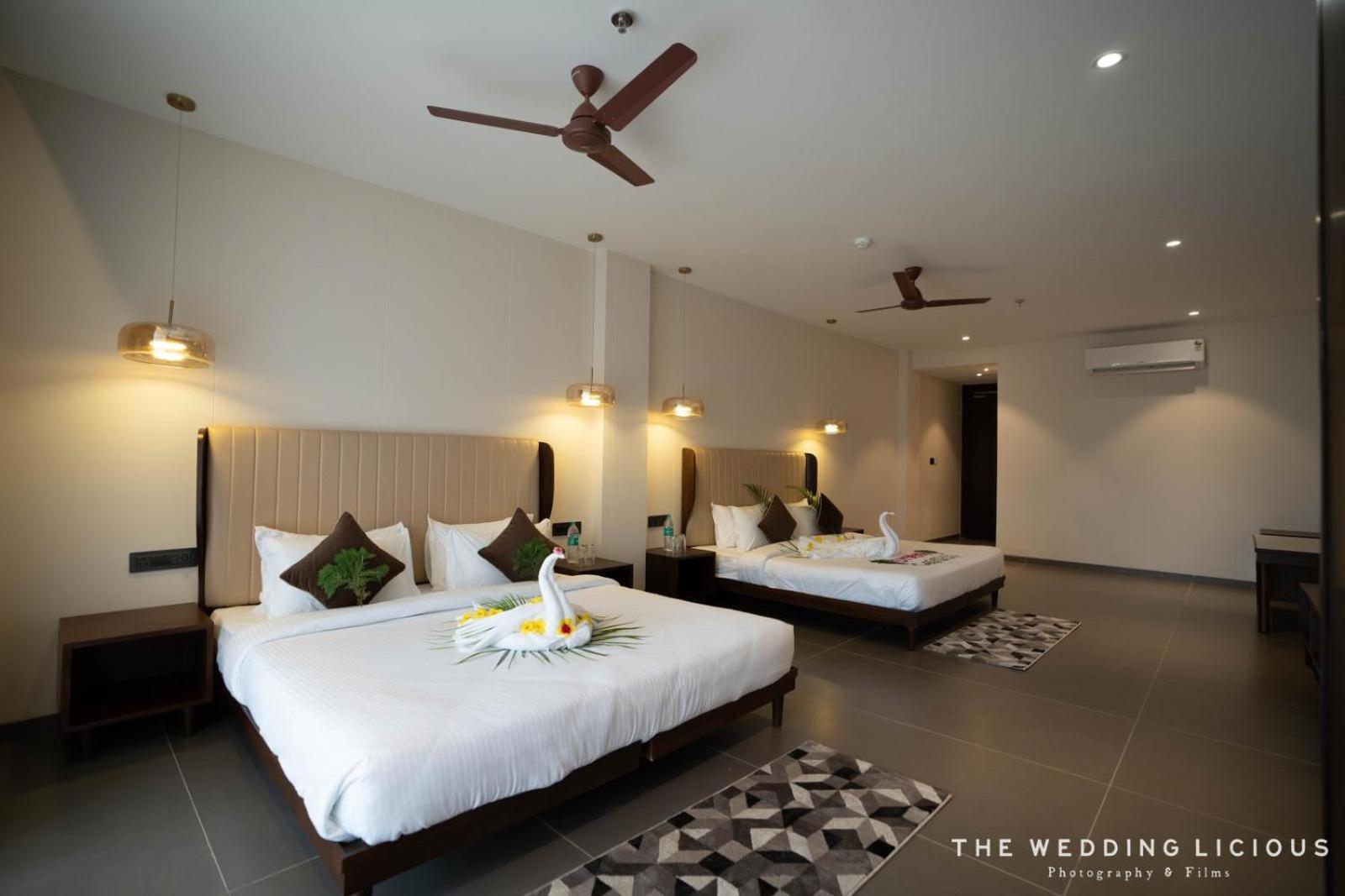 Rāipur Hotel Omaya Garden מראה חיצוני תמונה