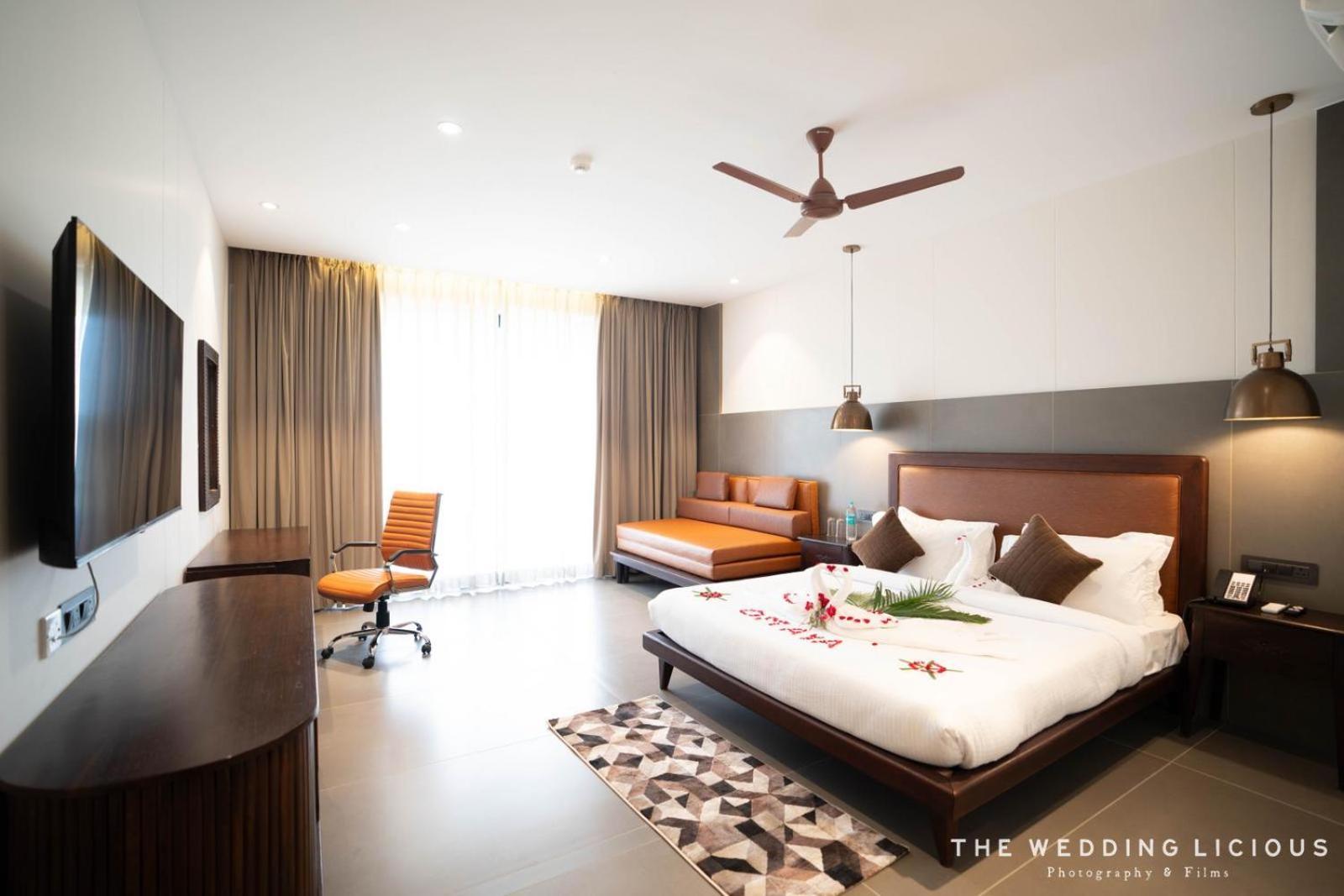 Rāipur Hotel Omaya Garden מראה חיצוני תמונה